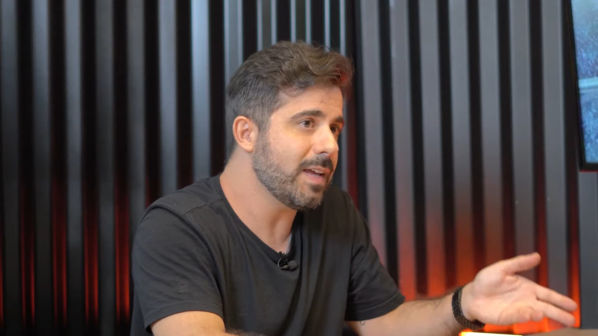 Podcast AlumeCast sobre Comunicação e empreendedorismo